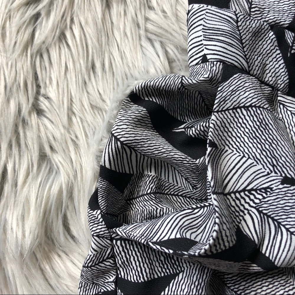 Loft Leaf Patterned Wrap Top Romper - image 4